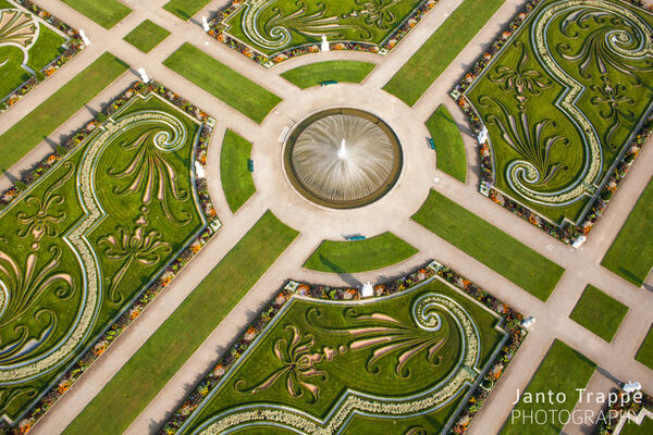 Luftaufnahme von dem Großen Garten in den Herrenhäuser Gärten.